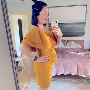 Pinkblush maternity dress. Never worn. Size medium.